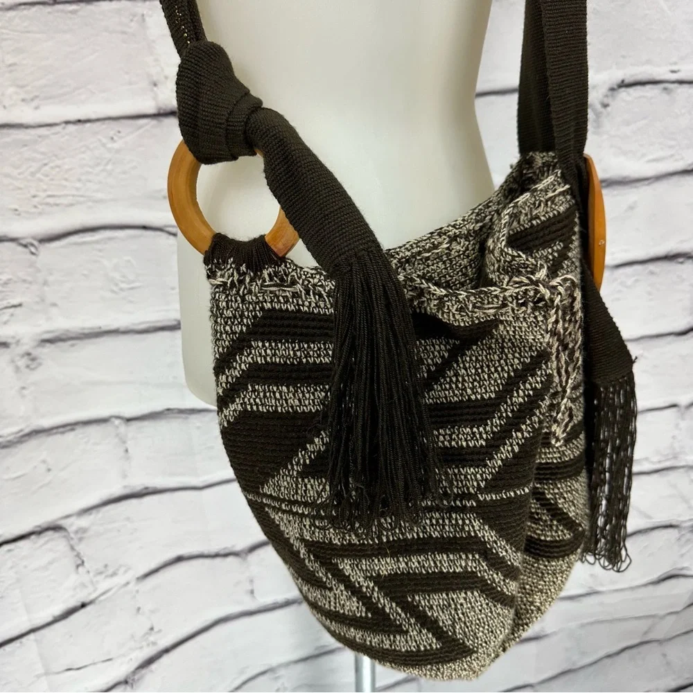 HIPPIE Bucket Bag 16X12x9 Brown Geometric 20”AdjStrap Woven Drawstring Y2K